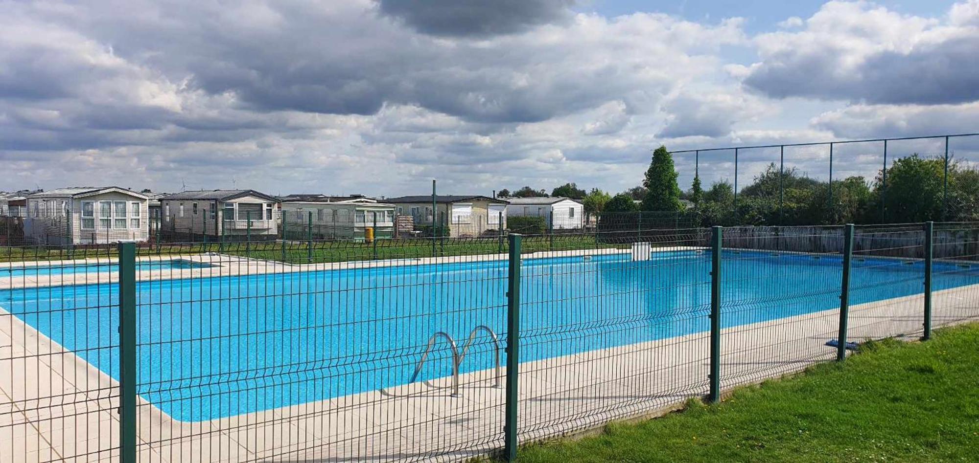 Mobile Home Au Camping New Vennepark Harendijk 외부 사진