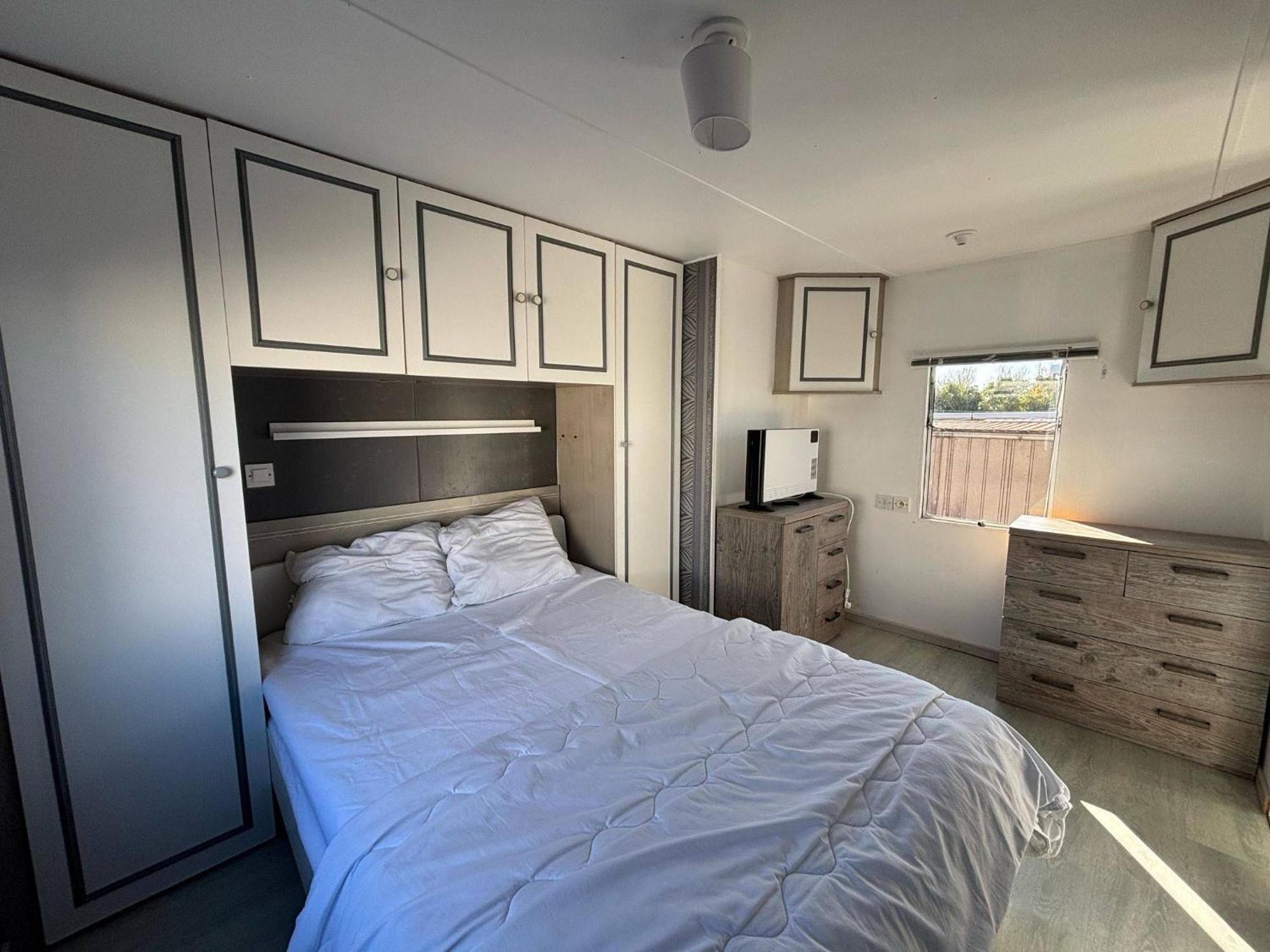 Mobile Home Au Camping New Vennepark Harendijk 외부 사진